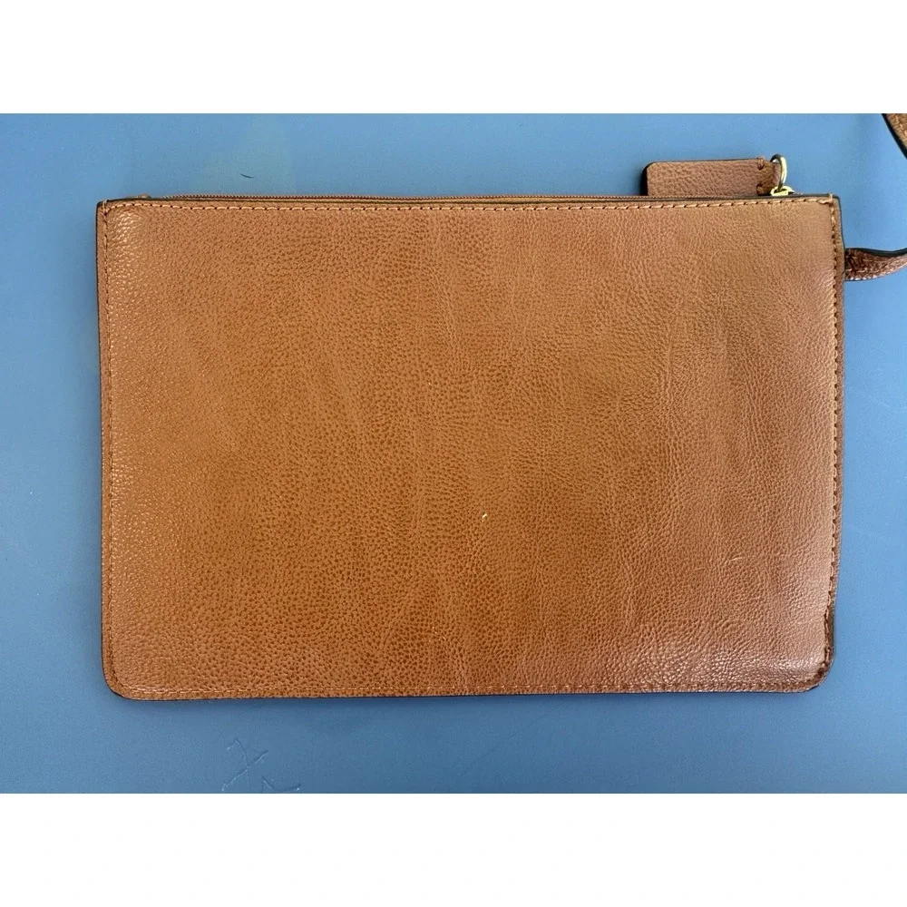 Calvin Klein Leather Wristlet‎ Small Clutch Bag Wallet Tan Neutral